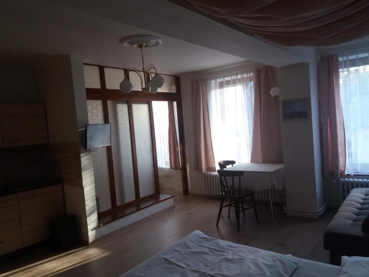 Apartmany Sedmikraska Tehovec Exterior photo